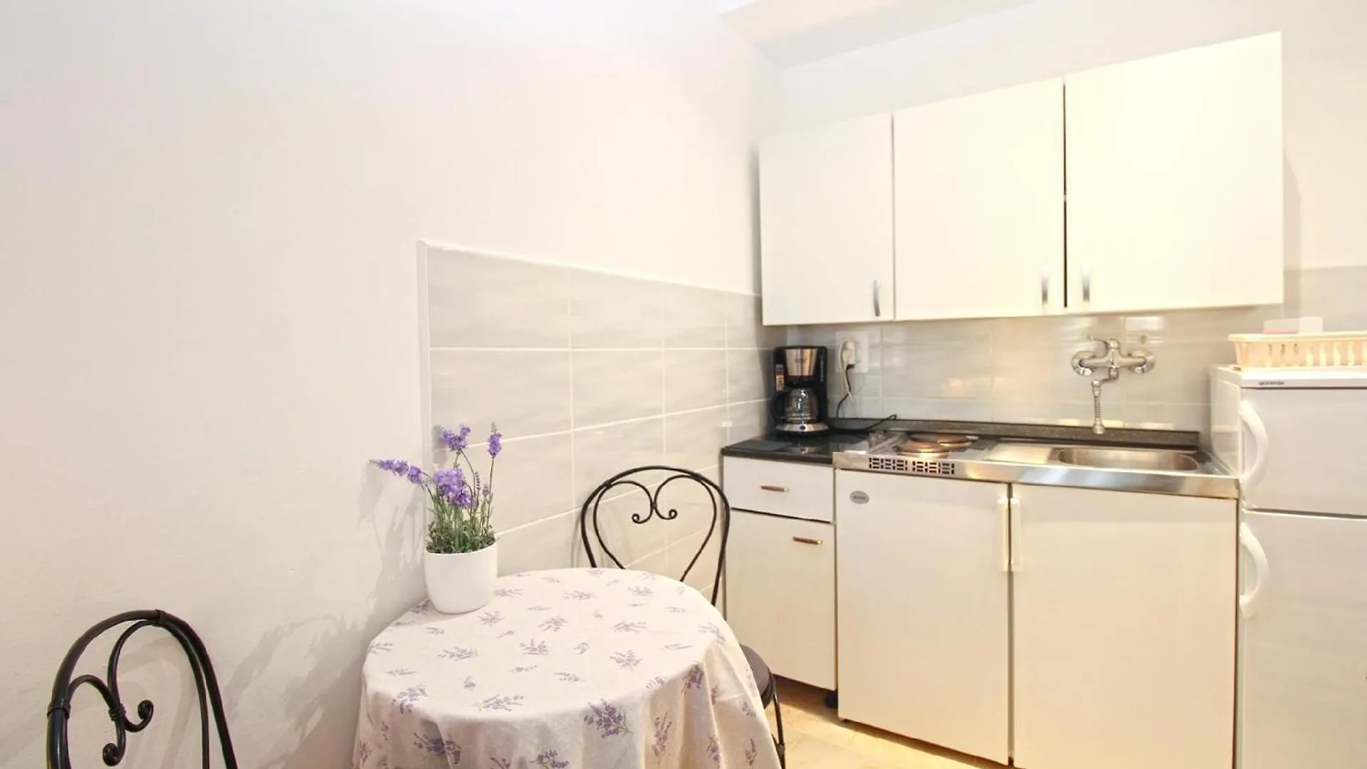 Ferienwohnung Fuer 2 Personen Ca 20 Qm In Fazana, Istrien Istrische Riviera Croatia